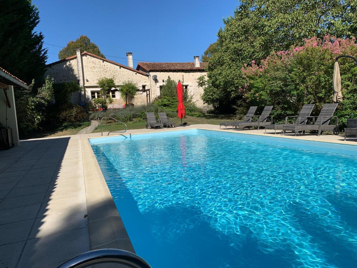 Uniquely Private Holiday Villa In The Charente Puyreaux Kültér fotó