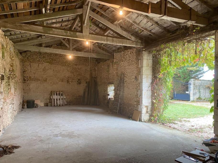 Uniquely Private Holiday Villa In The Charente Puyreaux Kültér fotó
