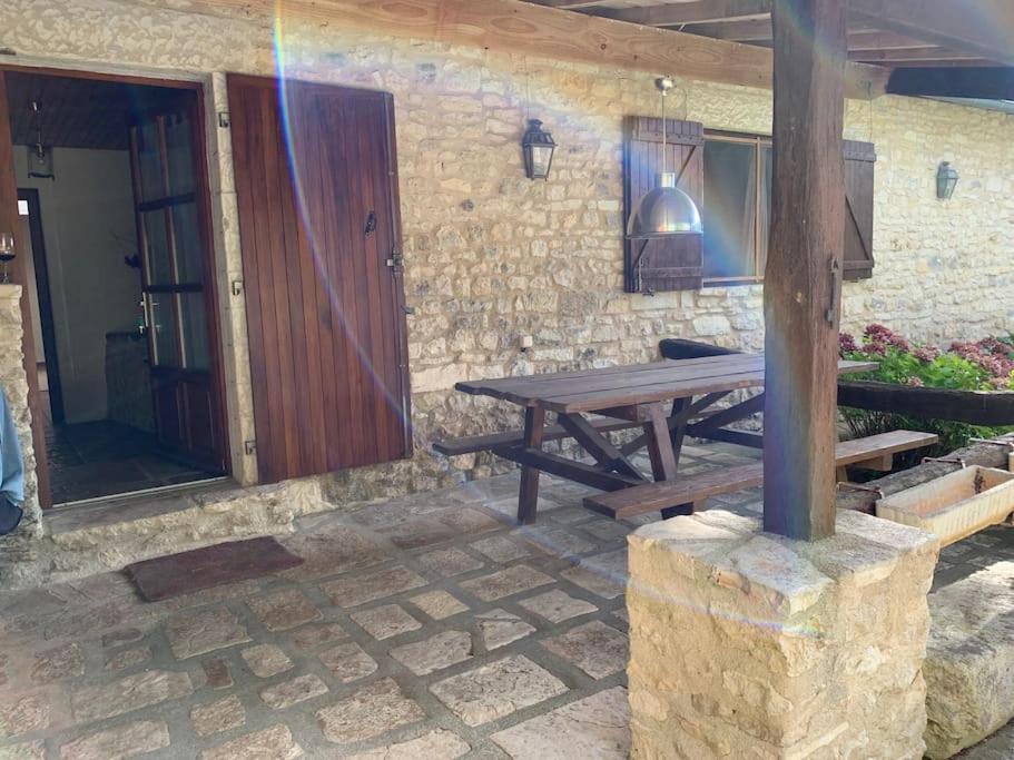 Uniquely Private Holiday Villa In The Charente Puyreaux Kültér fotó