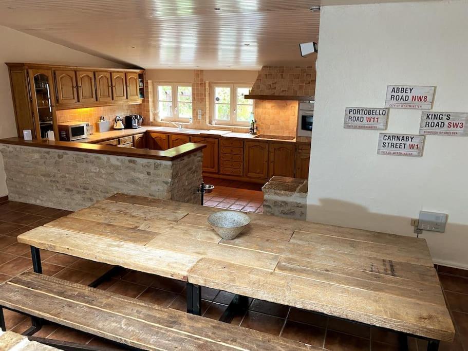 Uniquely Private Holiday Villa In The Charente Puyreaux Kültér fotó