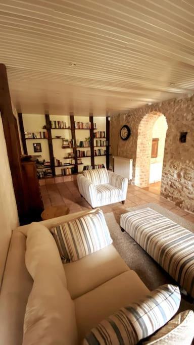Uniquely Private Holiday Villa In The Charente Puyreaux Kültér fotó