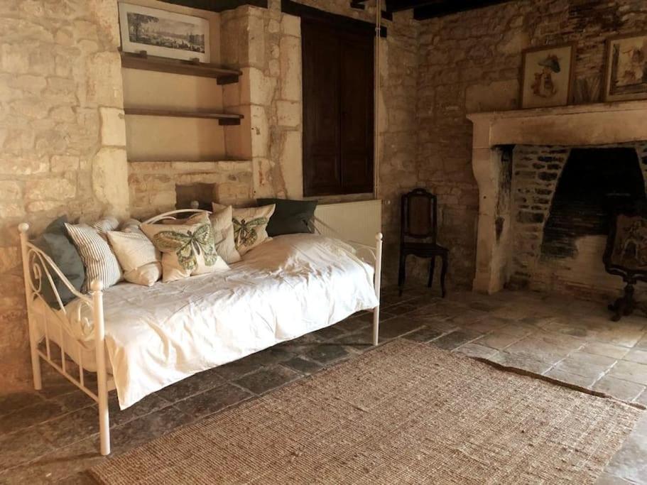 Uniquely Private Holiday Villa In The Charente Puyreaux Kültér fotó